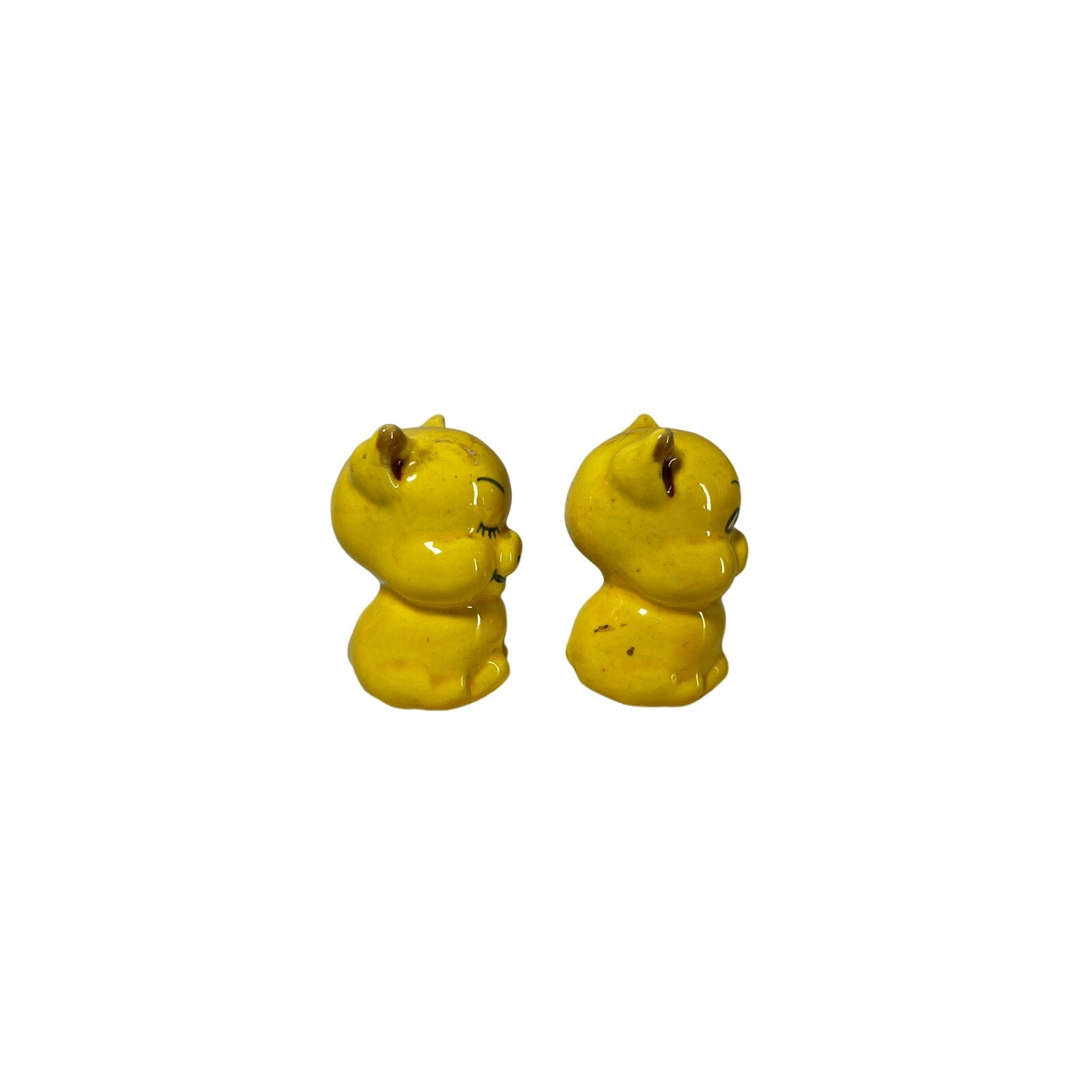 Vintage 1950s Yellow Porky Pig Salt And Pepper Shakers - Yesterdays Collective