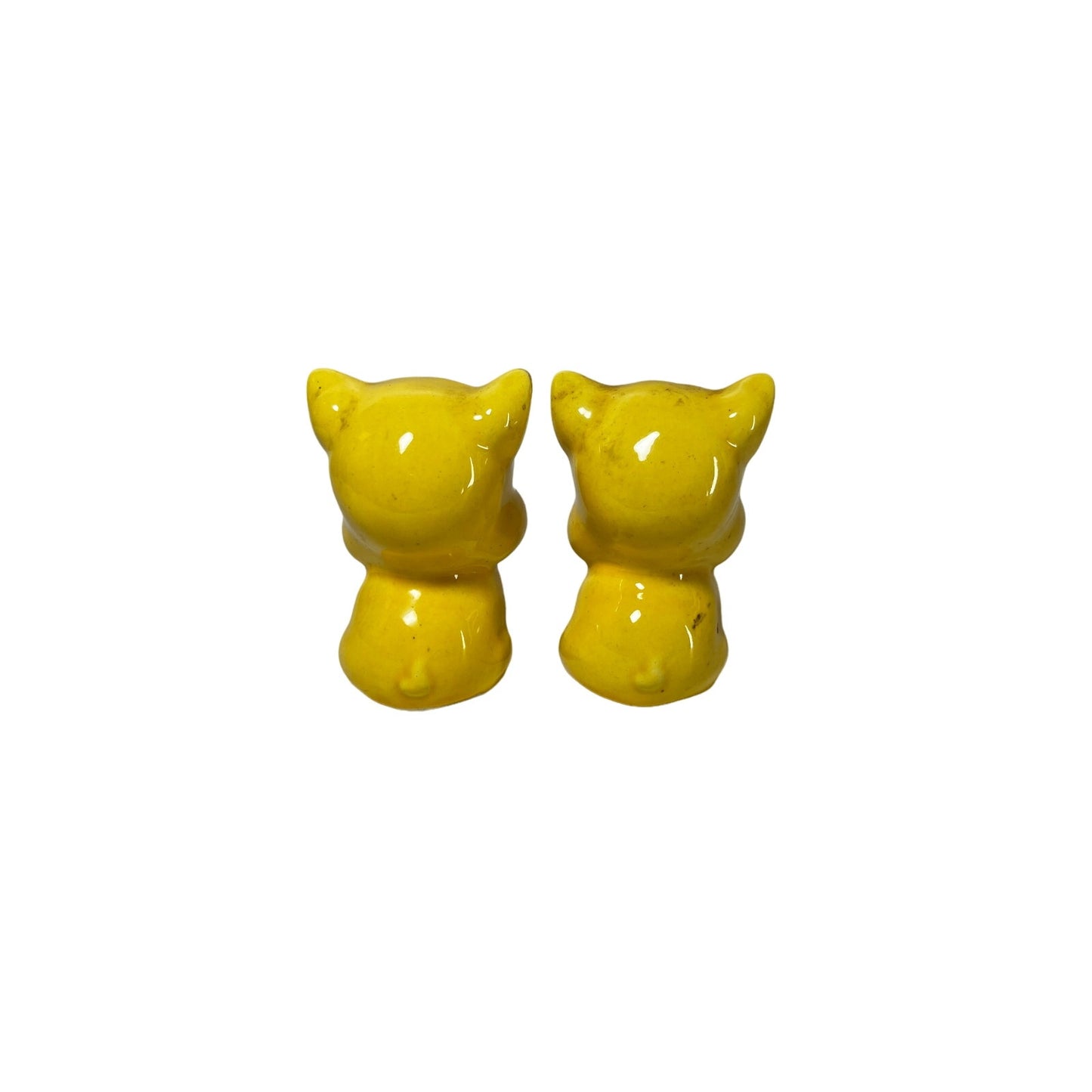 Vintage 1950s Yellow Porky Pig Salt And Pepper Shakers - Yesterdays Collective