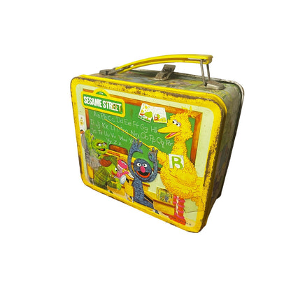 Vintage 1977 Sesame Street metal lunchbox by Aladdin Industries